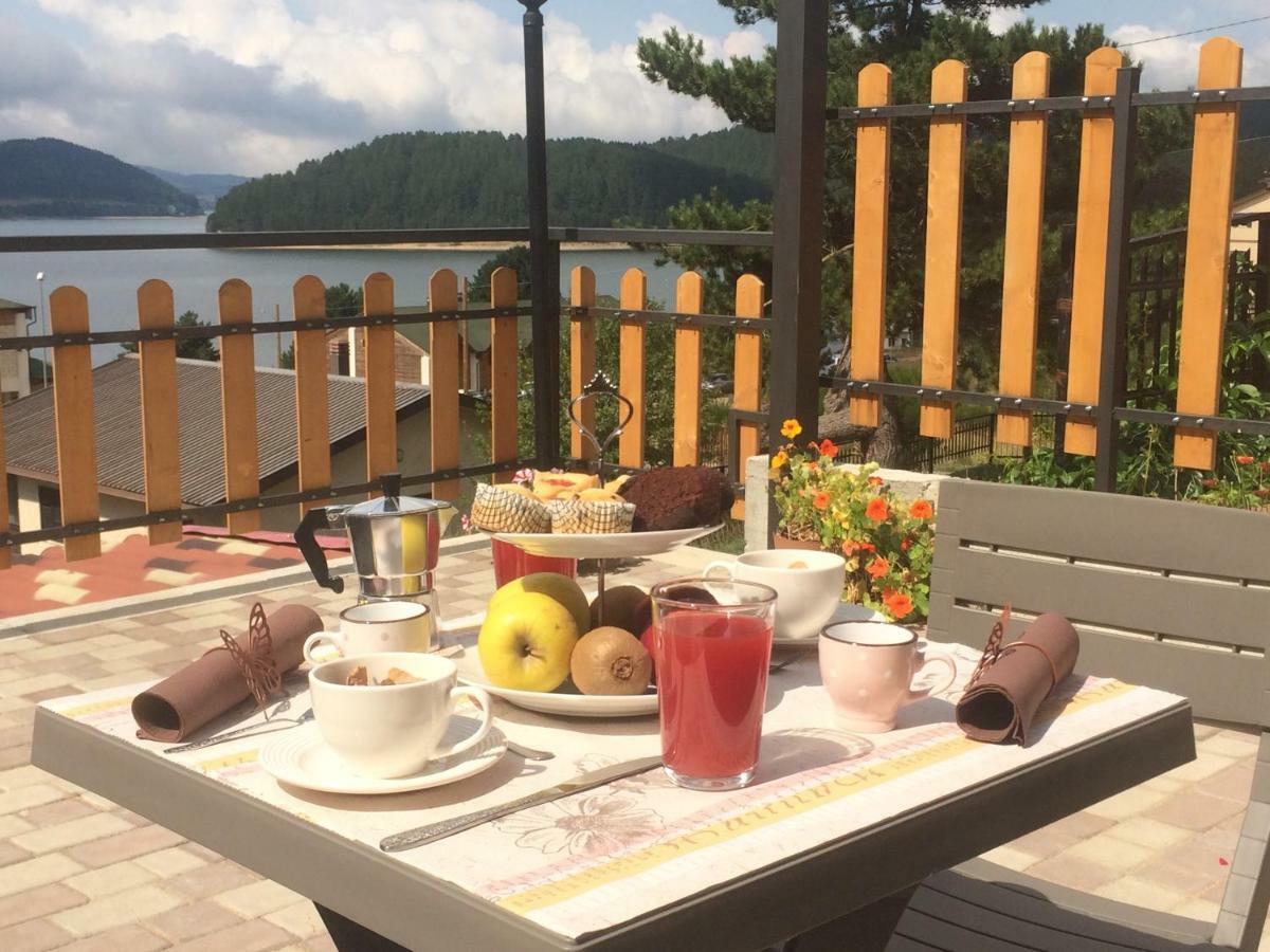 A Due Passi Bed & Breakfast Lorica Eksteriør bilde